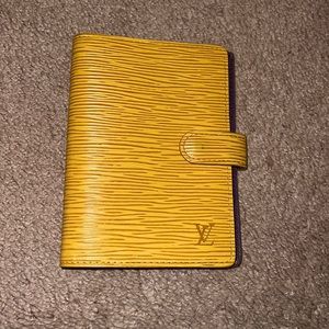 Louis Vuitton vintage Yellow with purple interior Epi Agenda (date code CA0999)